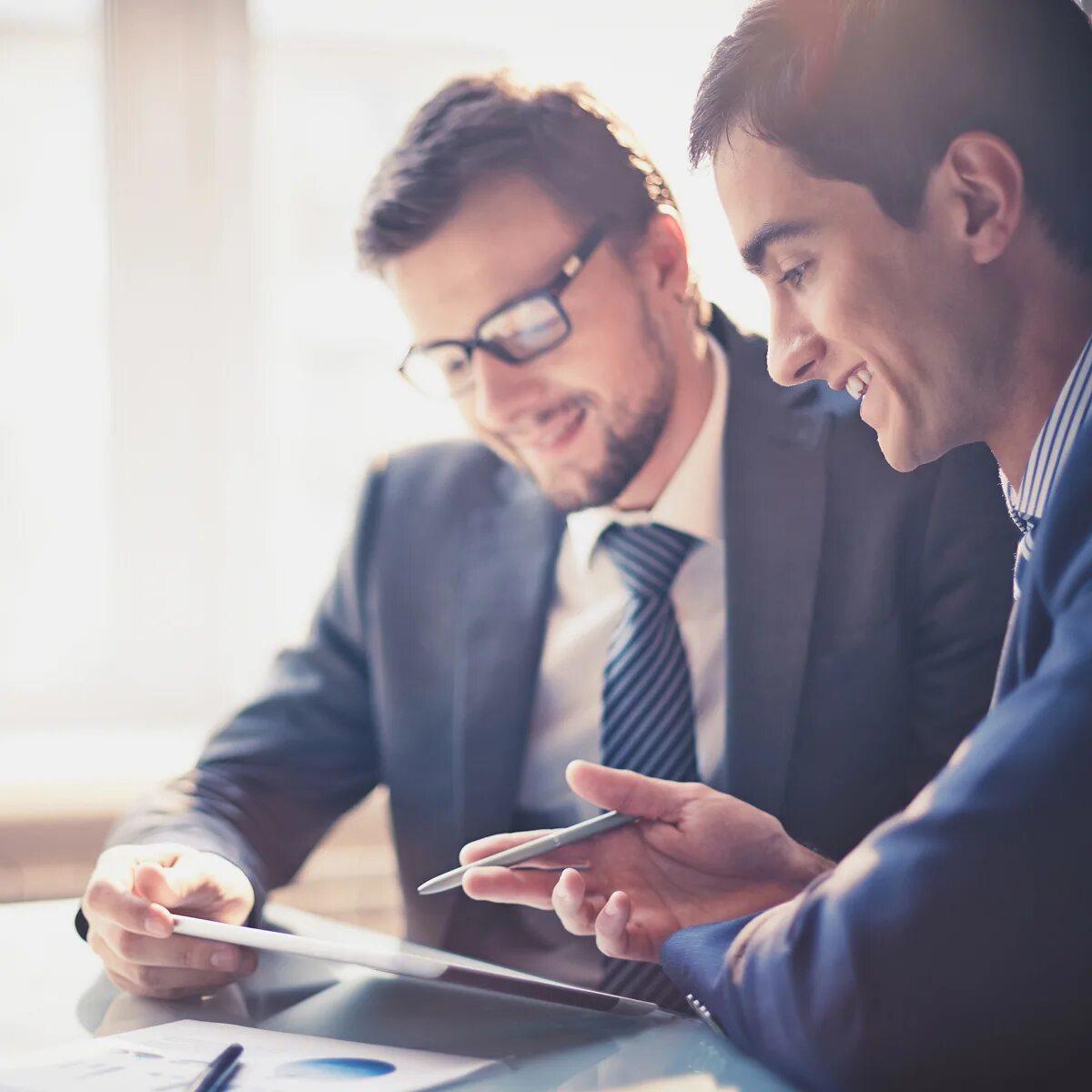 3D advertising element integrated into marketing material